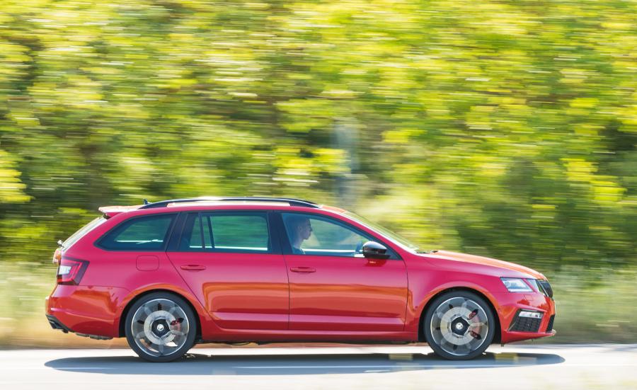  Skoda Octavia RS 245 Combi 2017 года  (WW) (фото 16 из 38)